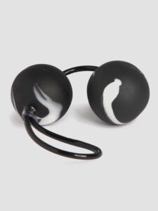 Seven Creations Oscillating Textured Duo Ben Wa Balls 69g — Erotic • Black
