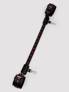 Bondage Boutique Heart Spreader Bar with Cuffs Set — Erotic • Black